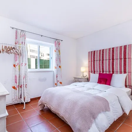 Retreat, Pool, Beach, Sintra *