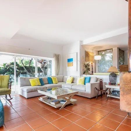 Prázdninový dům Retreat, Pool, Beach, Sintra Colares