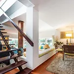 Retreat, Pool, Beach, Sintra Коларес